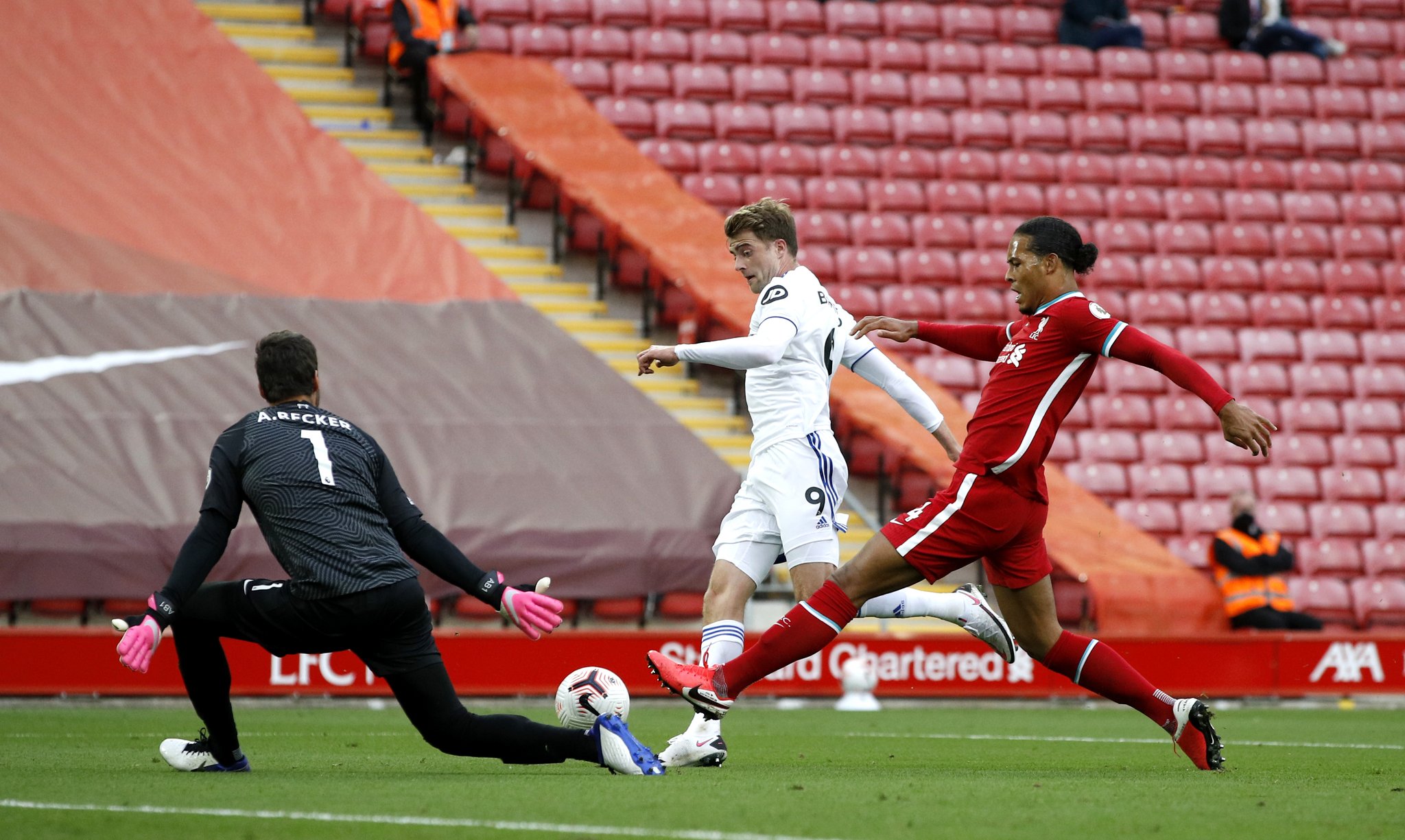 主帅之间爆 主帅之间爆